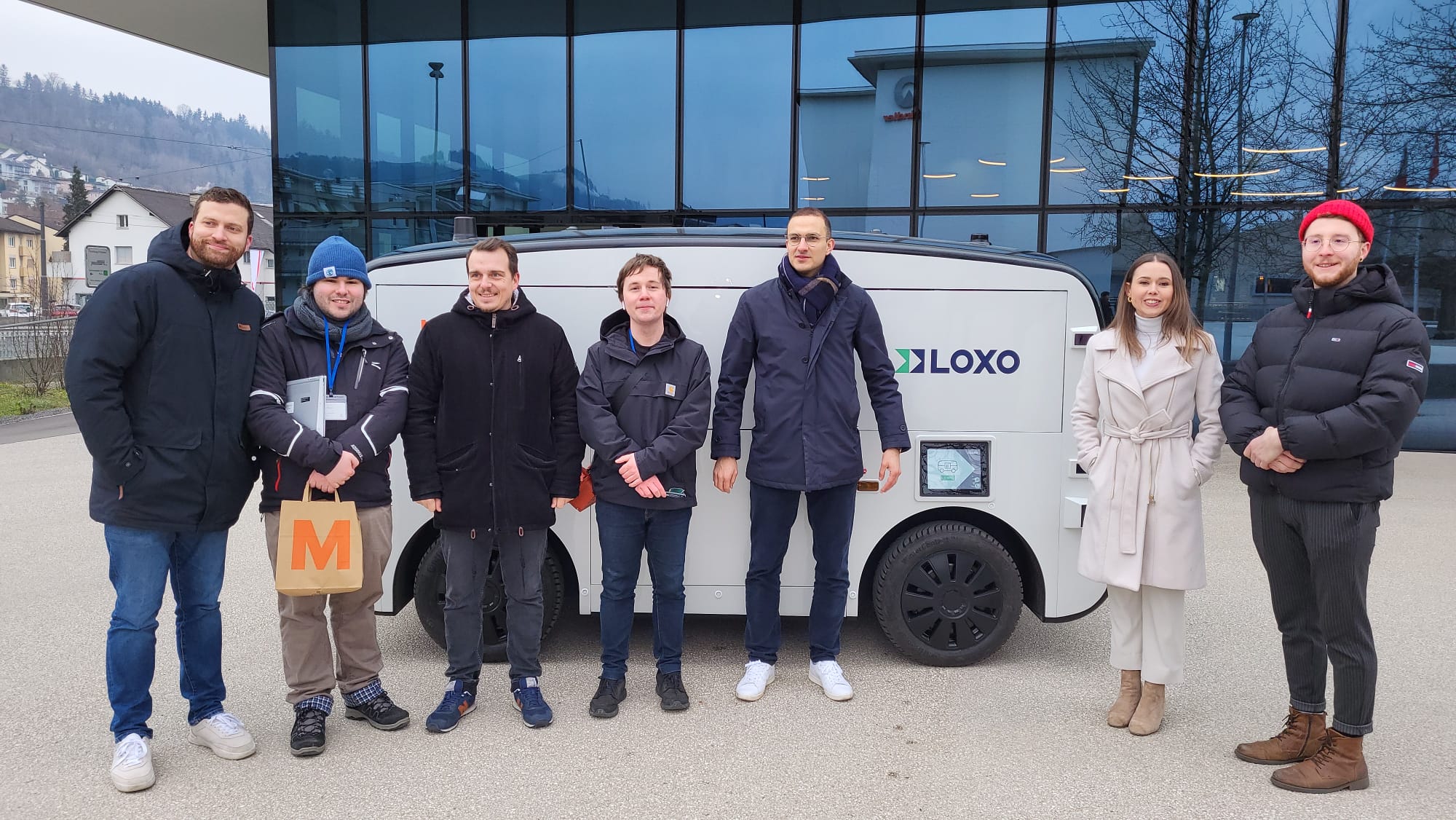 LOXO - Autonomous Delivery Vehicle